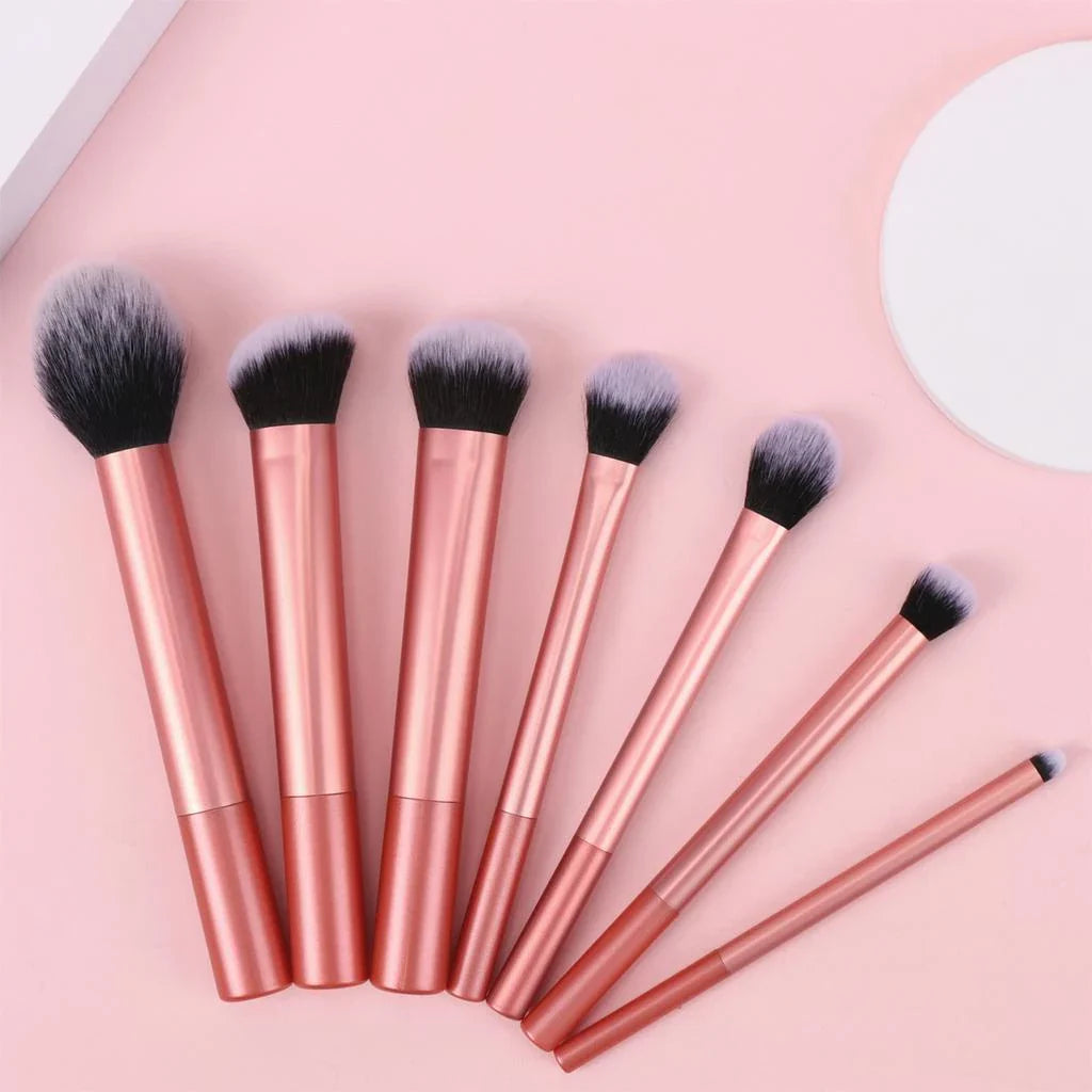 Kit 7 Pincéis de Maquiagem Profissionais para Rosto e Olhos – Beleza Dela